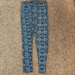 Dark blue leggings with light blue patterns